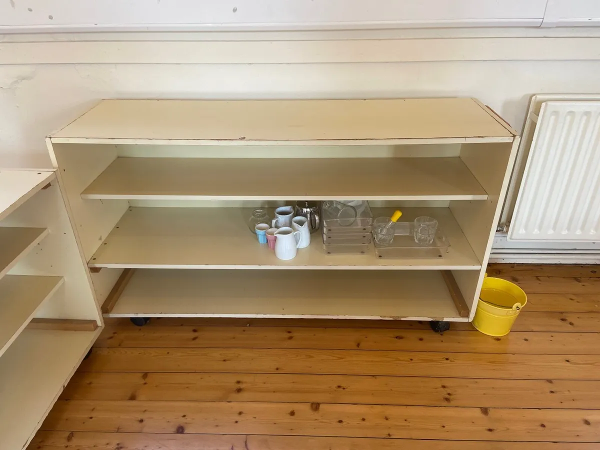 Shelving, preschool - Image 3