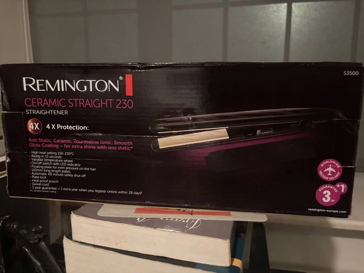 Remmington Ceramic Straight 230 Hair Straightener - Image 2