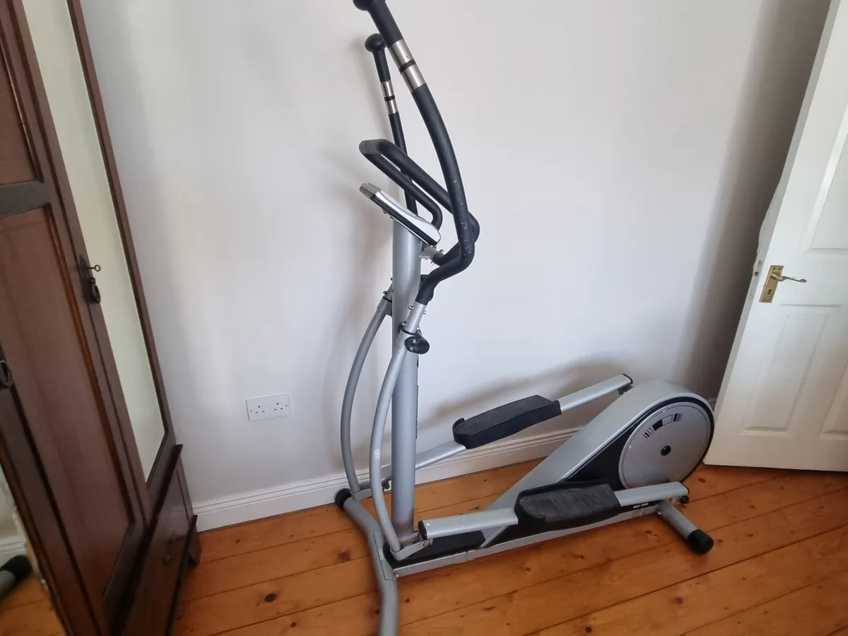 Cross Trainer - Image 2