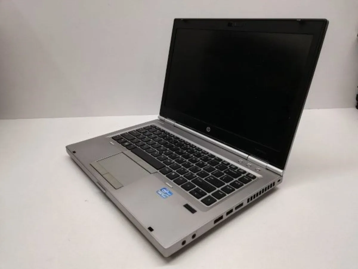 Online Laptop Clearance Auction - Image 1
