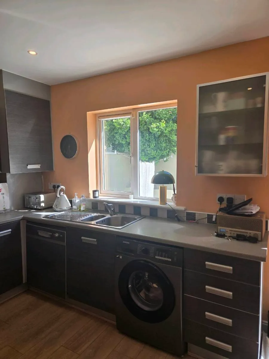 Kitchen - Image 2