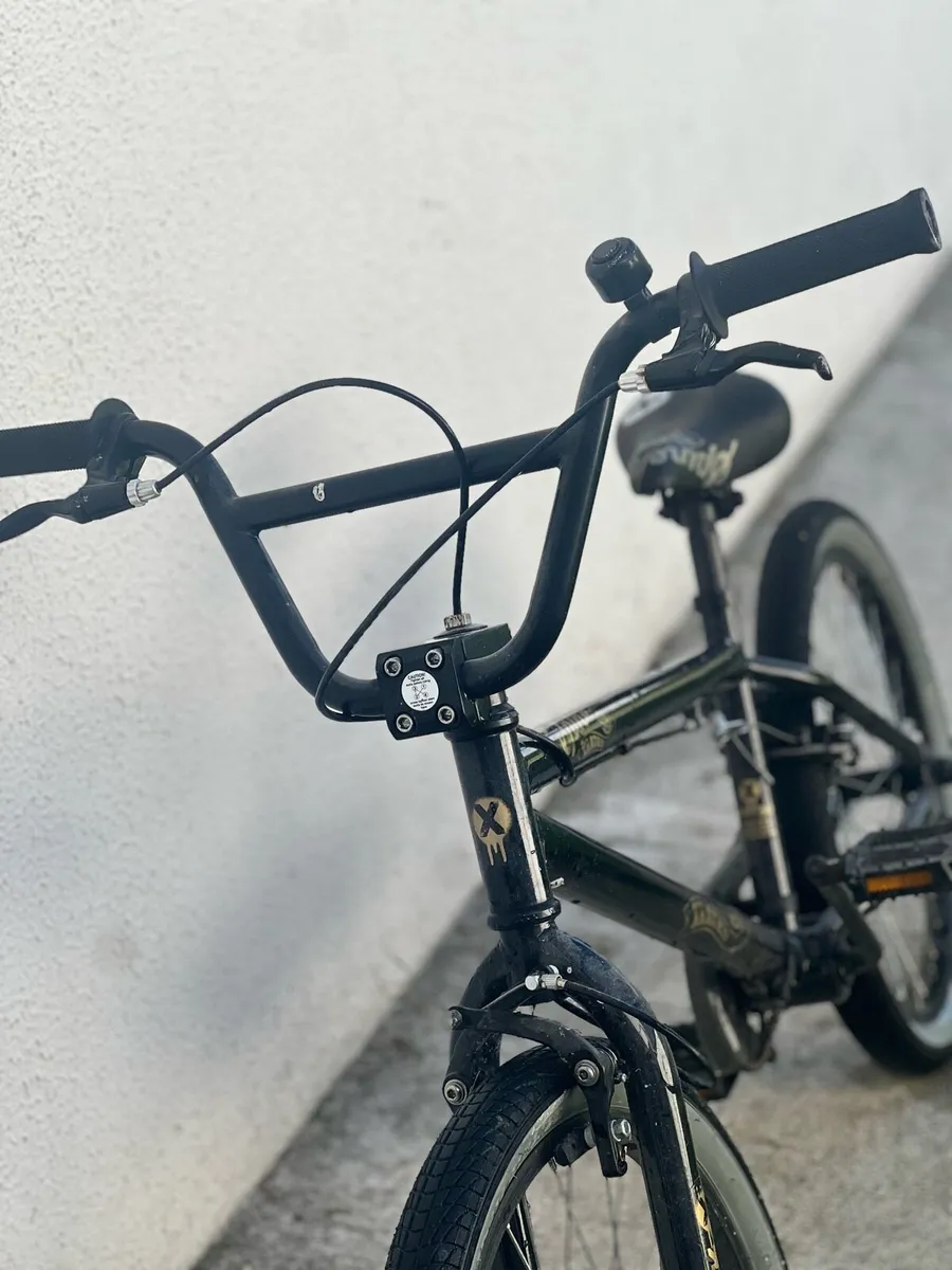 X rated Gold and black second hand BMX €80 - Image 4