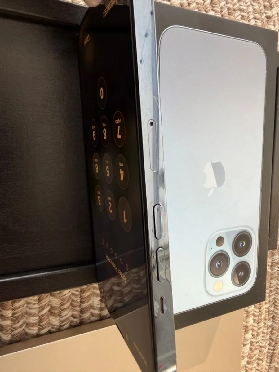 iPhone 13 Pro 128GB - Image 2