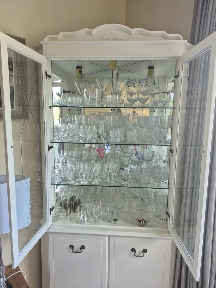 Corner cabinet - Image 2