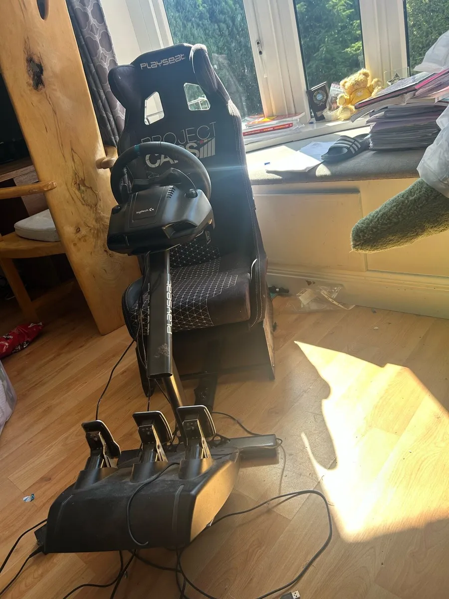 Playseat racecar sim - Image 2