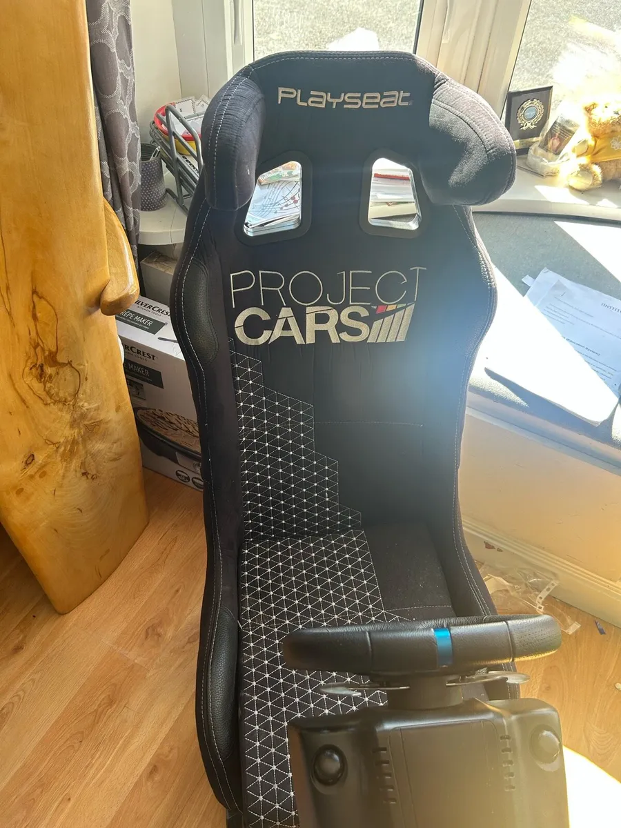 Playseat racecar sim - Image 3