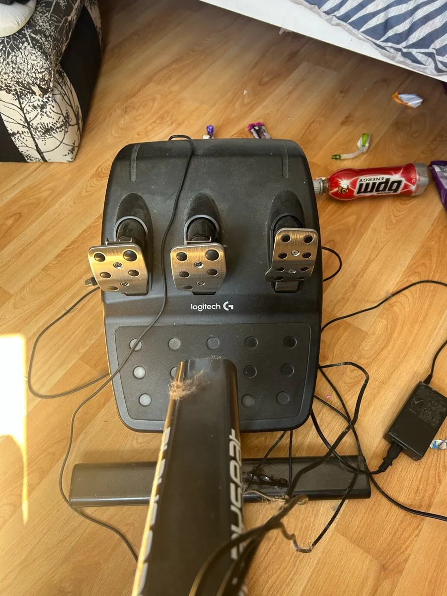 Playseat racecar sim - Image 4