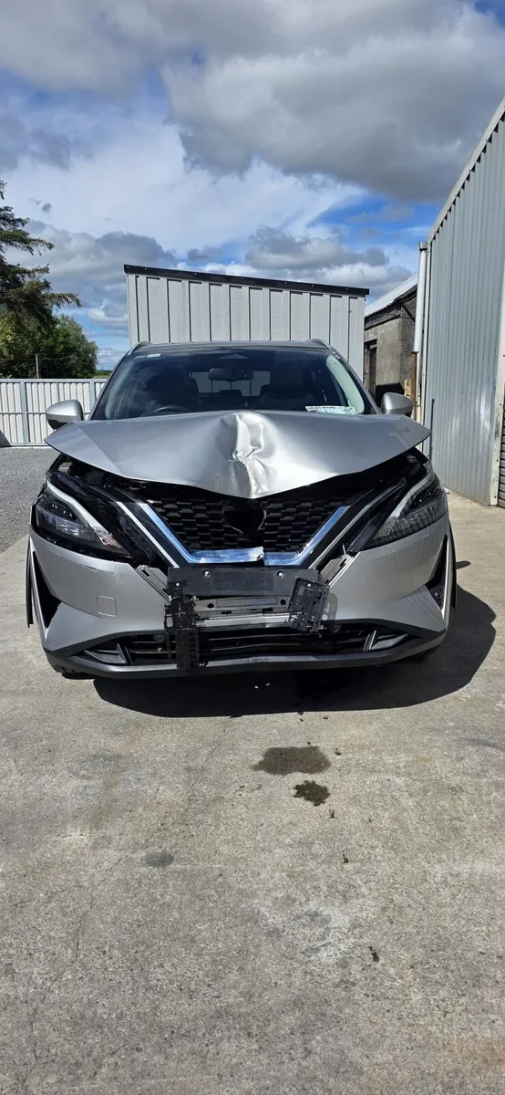 221 NISSAN QASHQAI - Image 2