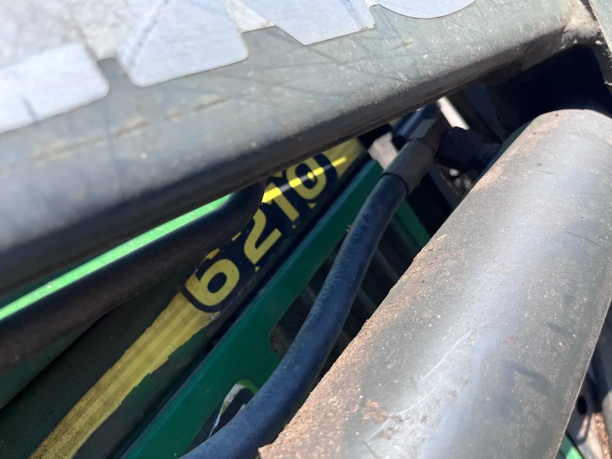 John Deere 6210 and loader - Image 3