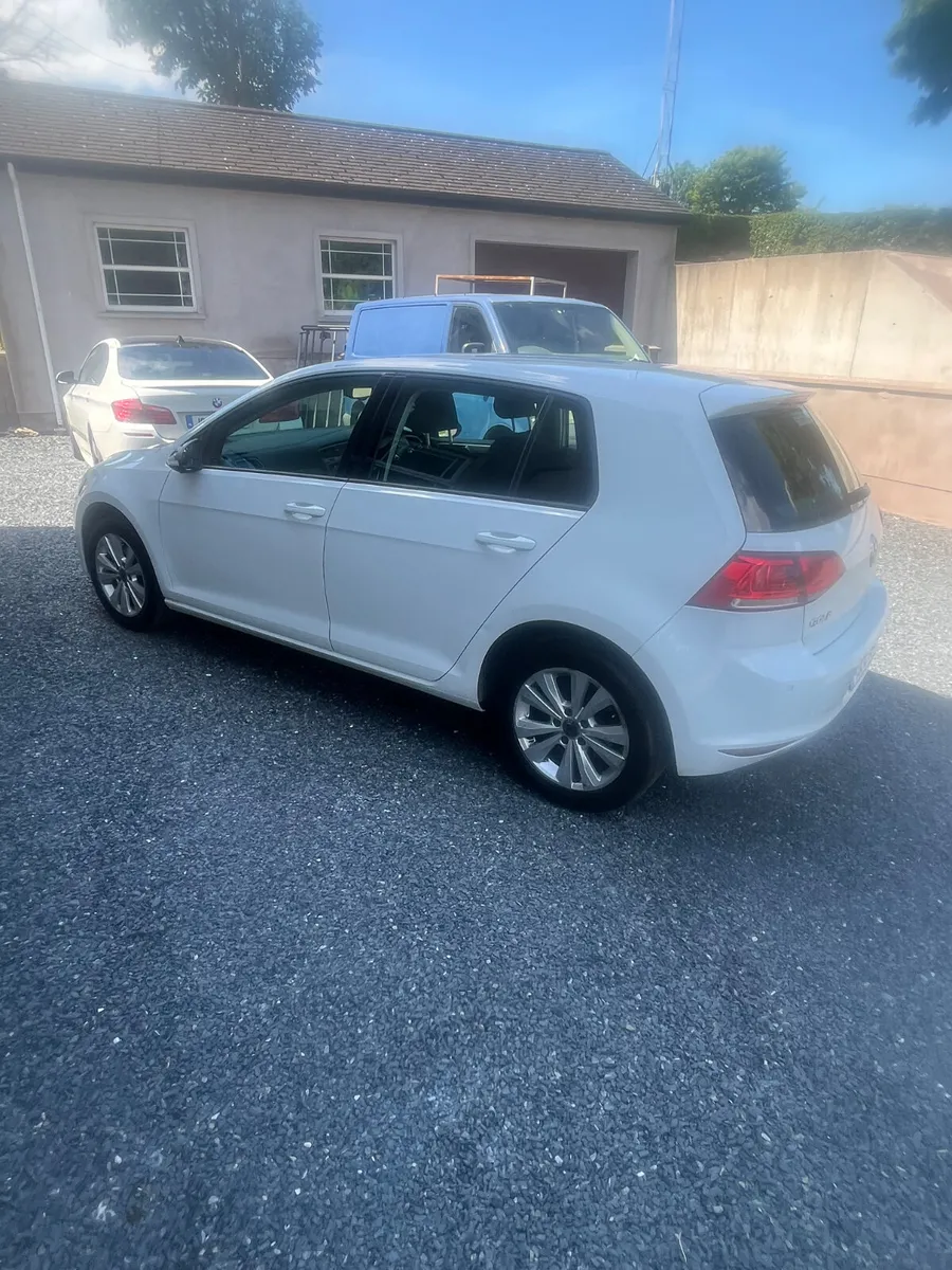 Vw golf  1.2 petrol - Image 2