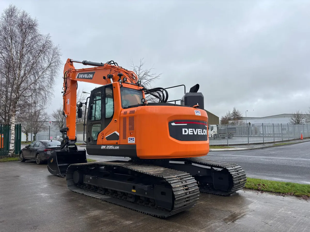 New Develon (Doosan) DX235LCR-7 - Image 4