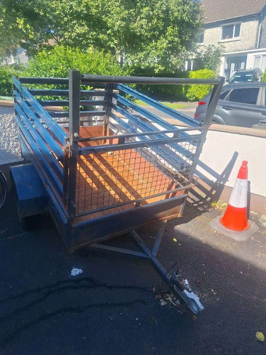 High Creeled Trailer - Image 1