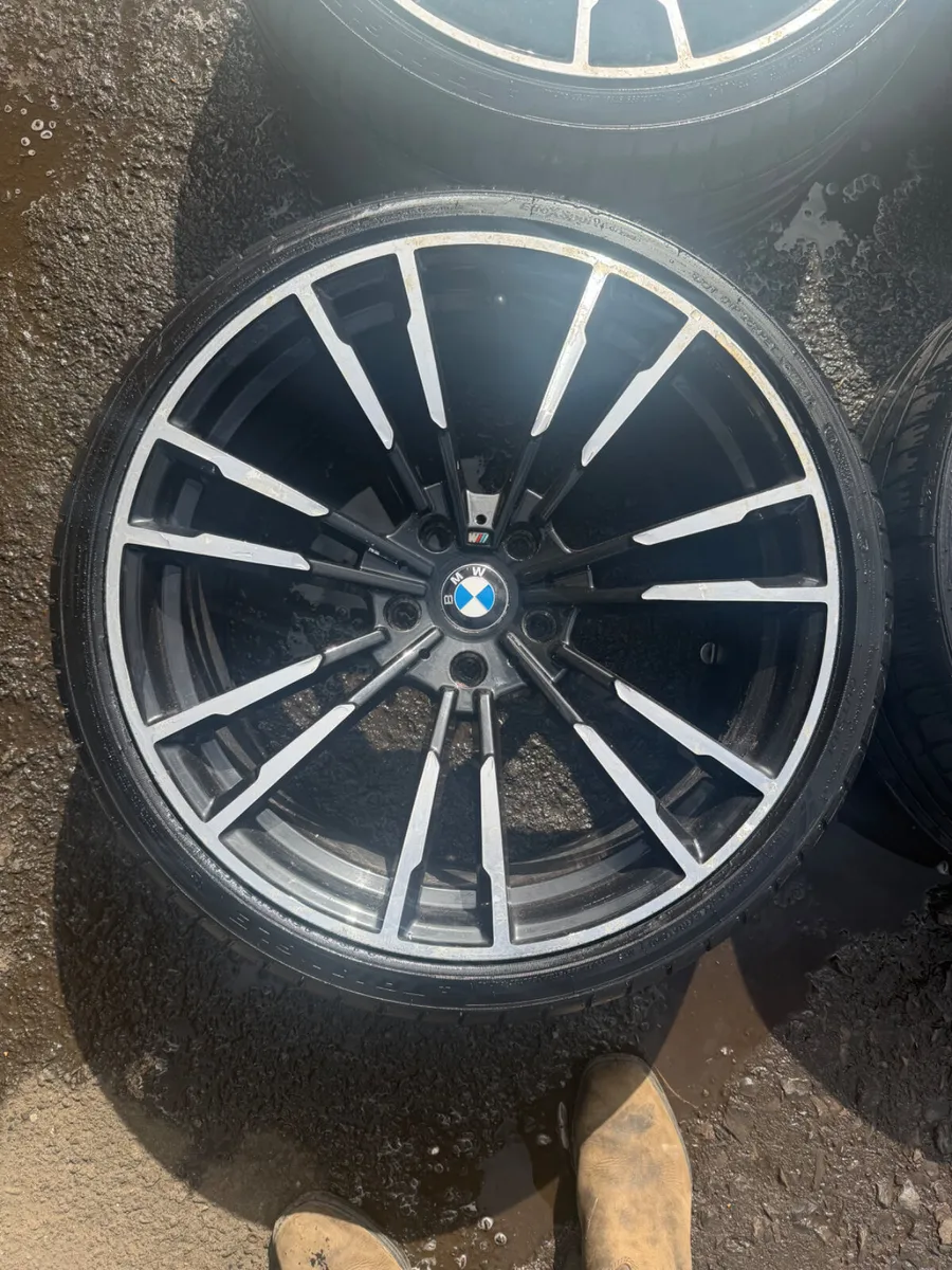 20inch M5 style BMW F10 F30 alloys - Image 4