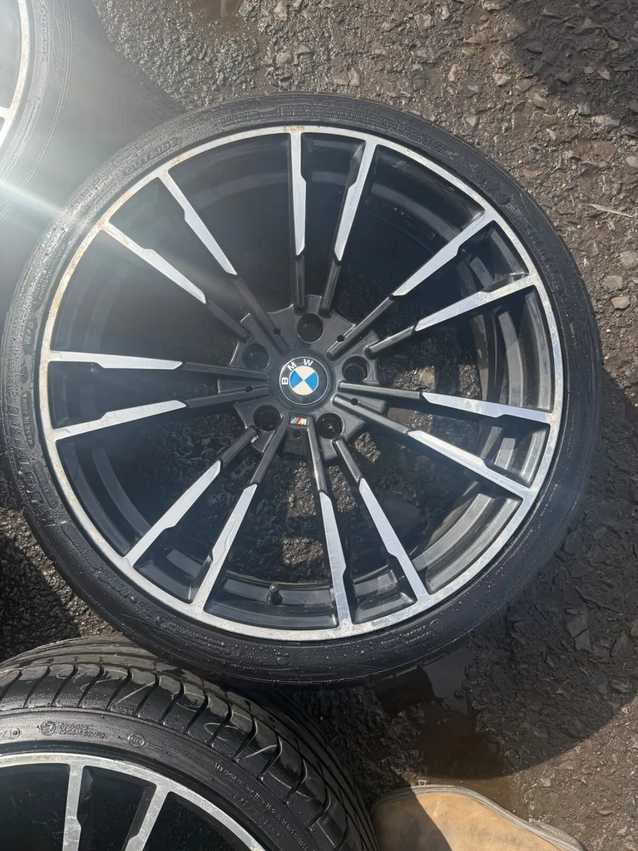 20inch M5 style BMW F10 F30 alloys - Image 3