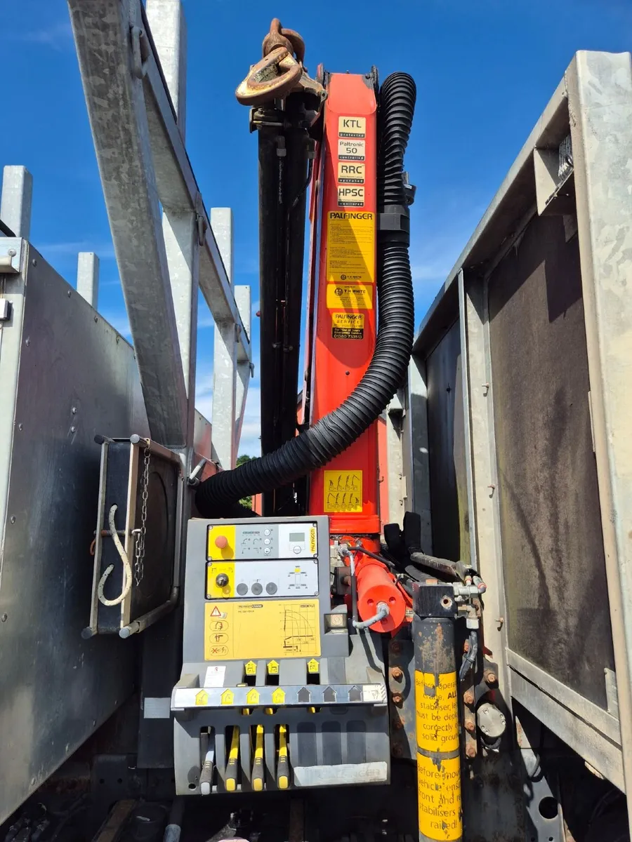 2015 Merc Atego 15 tonner Pole Truck 78000kms - Image 2