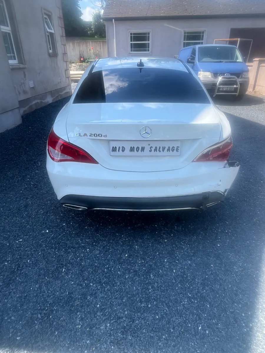 2017 cla 200 diesel auto - Image 1
