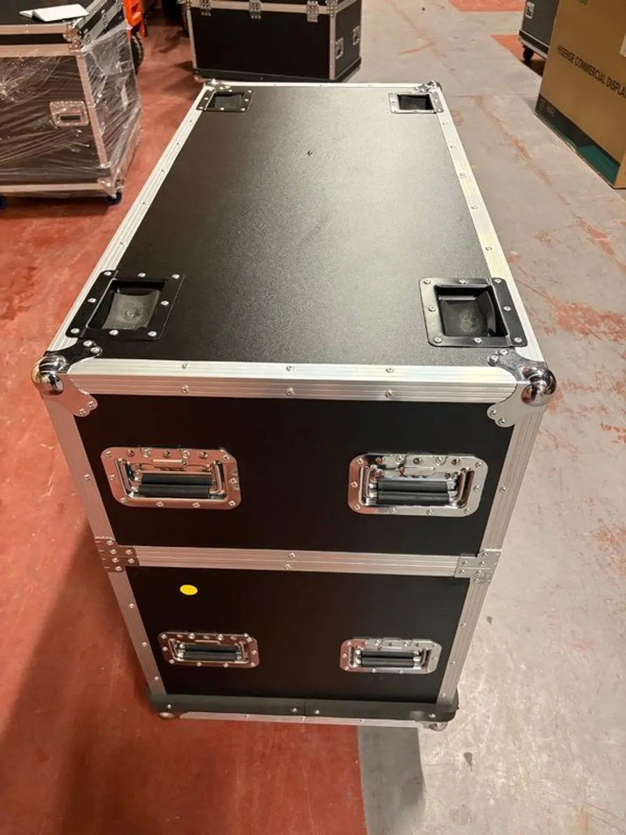 Dual Slot Speaker Fligh Case ( Suits Up To 15" ) - Image 1