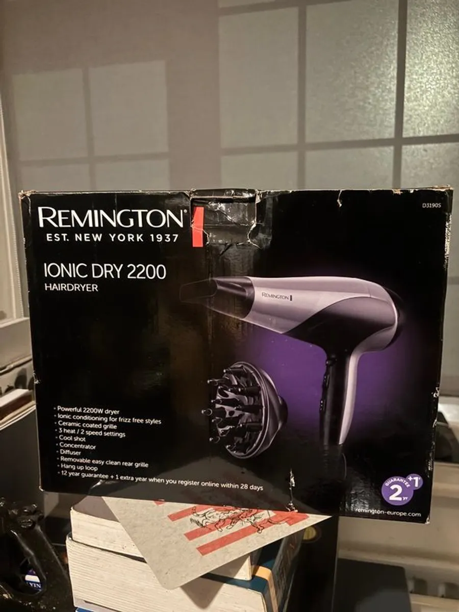 Remington Ionic Dry 2200 Hair Dryer - Image 2