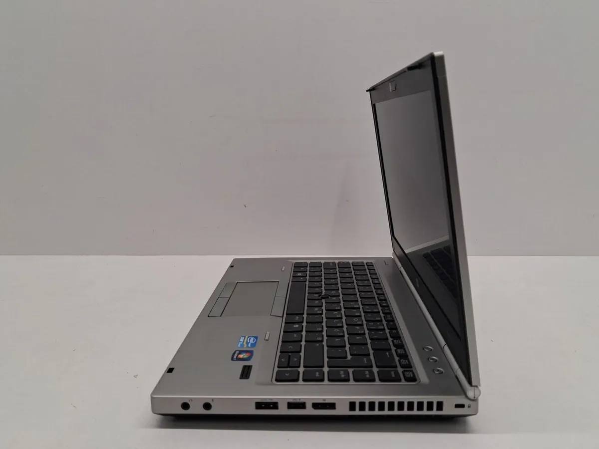 Online Laptop Clearance Auction - Image 3