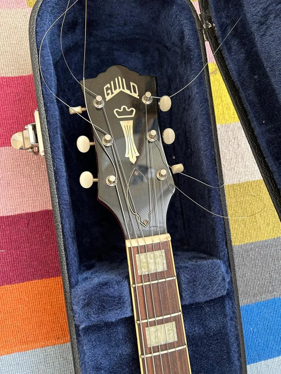 Guild X-175B Manhattan with Hard Case - Image 4