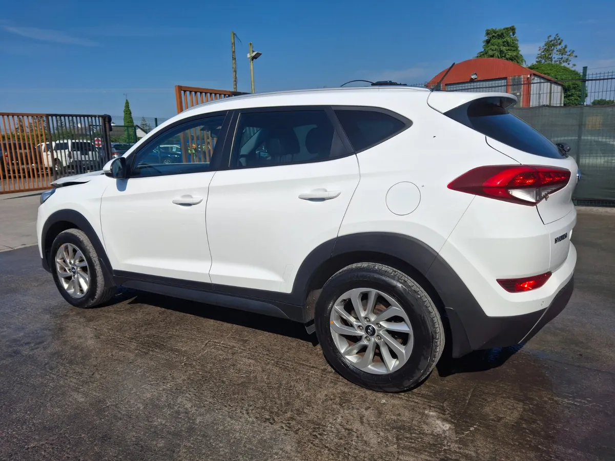 2016 Hyundai Tucson    1.7 Diesel - Image 3