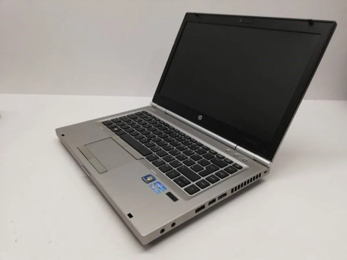 Online Laptop Clearance Auction - Image 1