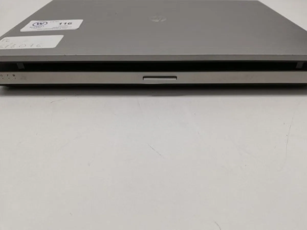 Online Laptop Clearance Auction - Image 4
