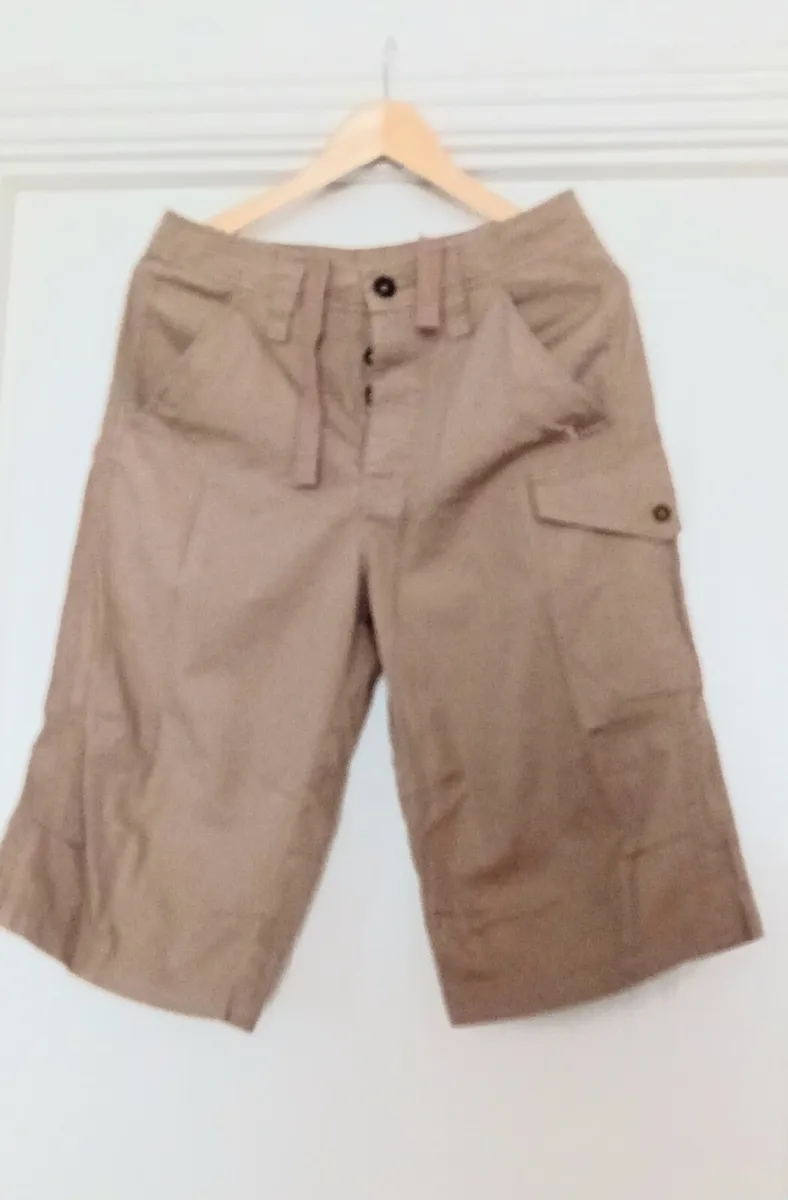 Mens Shorts Small - Image 1