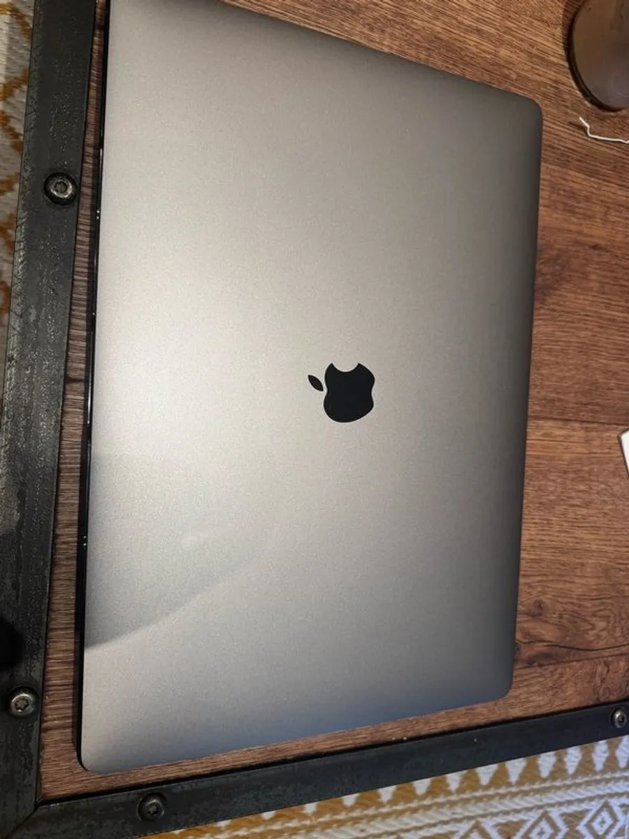 Macbook Pro - Image 3