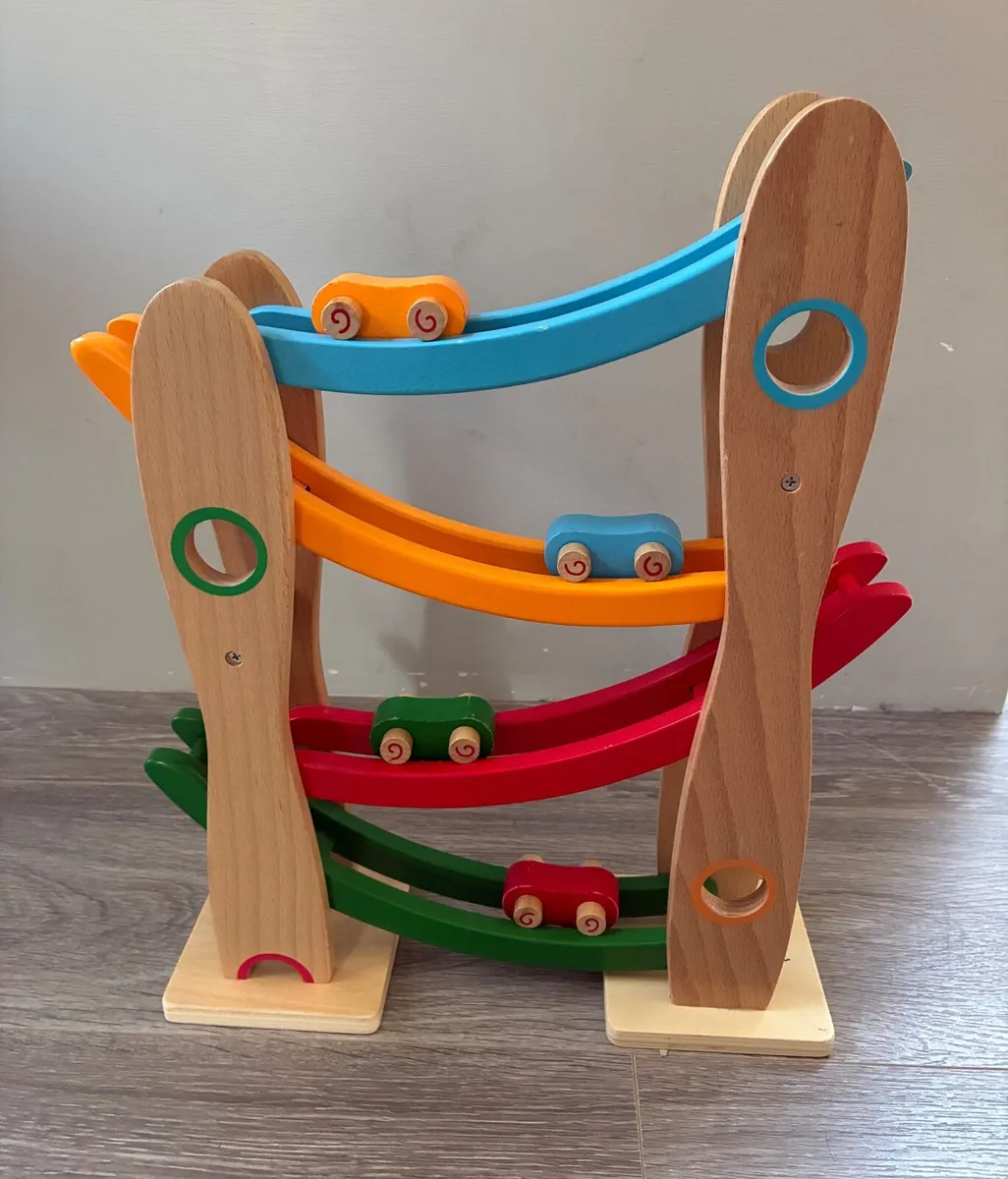 Squirrel Play Wooden Car Roll with 4 cars - Image 1