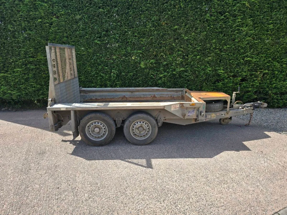 8x4ft ifor williams digger plant trailer 2.7ton - Image 1