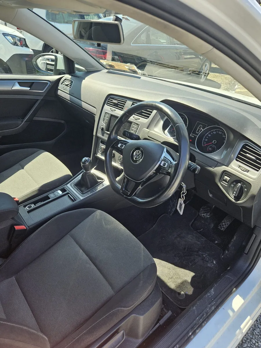 VW Golf Trendline - Image 3