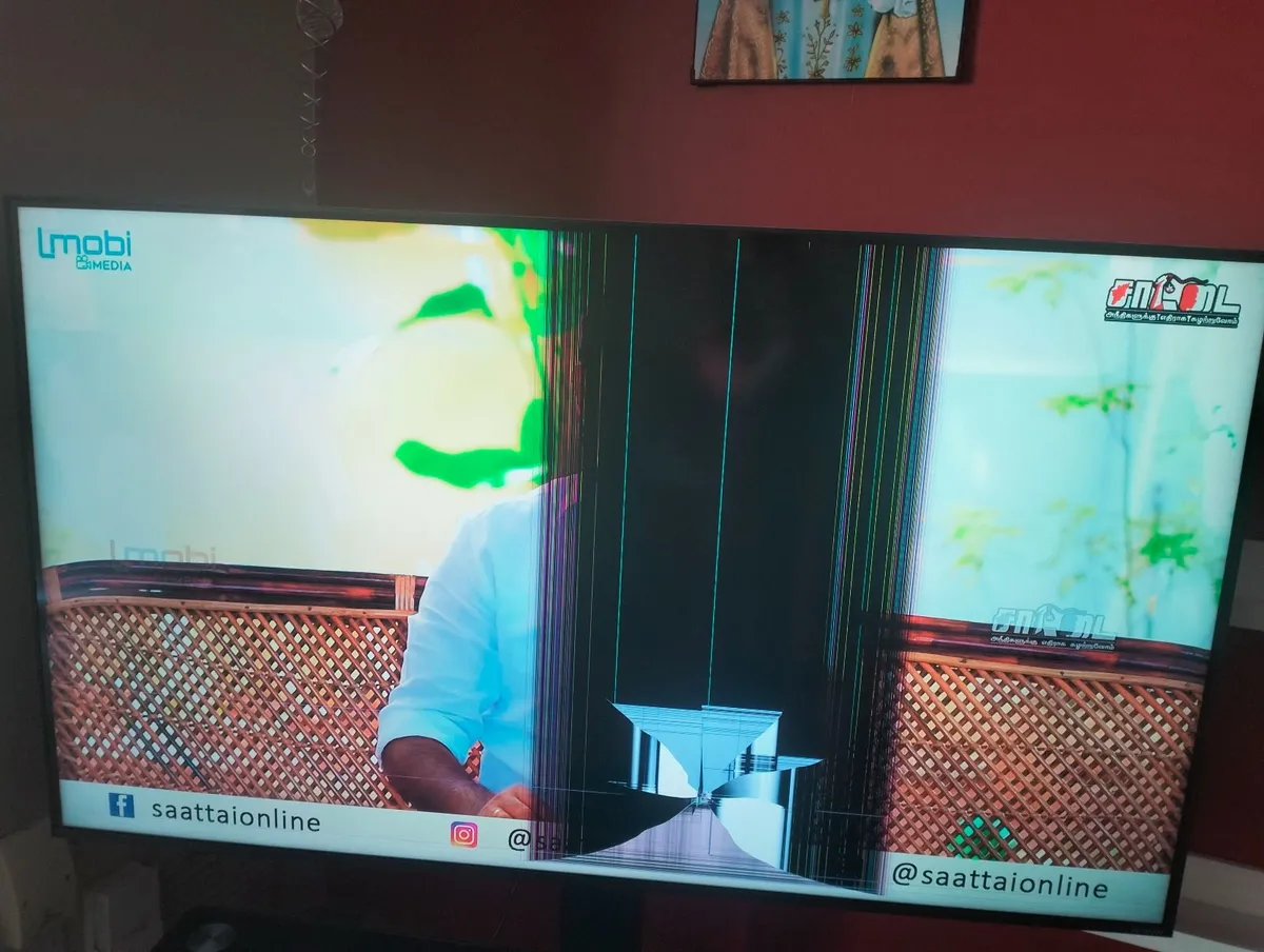 LG 55" NanoCell Smart TV (55NANO81A) – Damaged Scr - Image 4