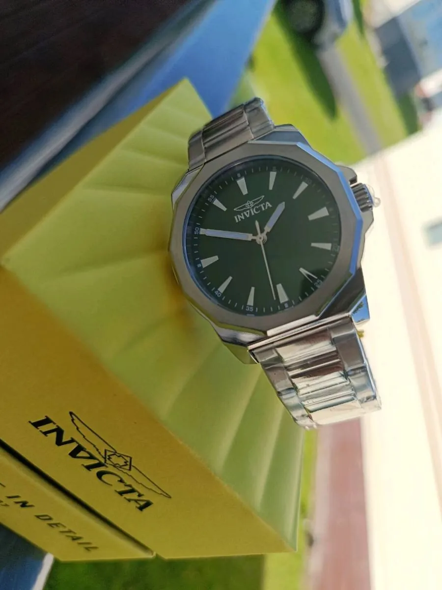 Invicta speedway 42mm watch - Image 3