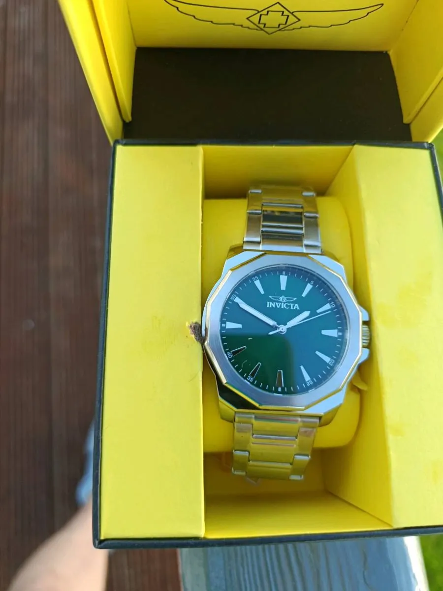 Invicta speedway 42mm watch - Image 2
