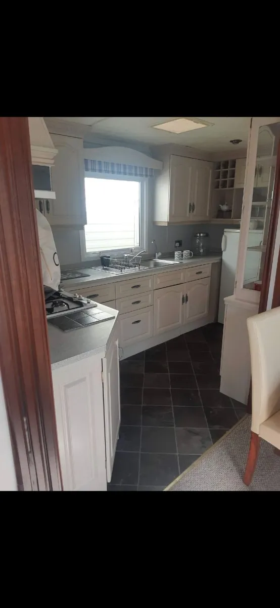 Mobile home - Image 2
