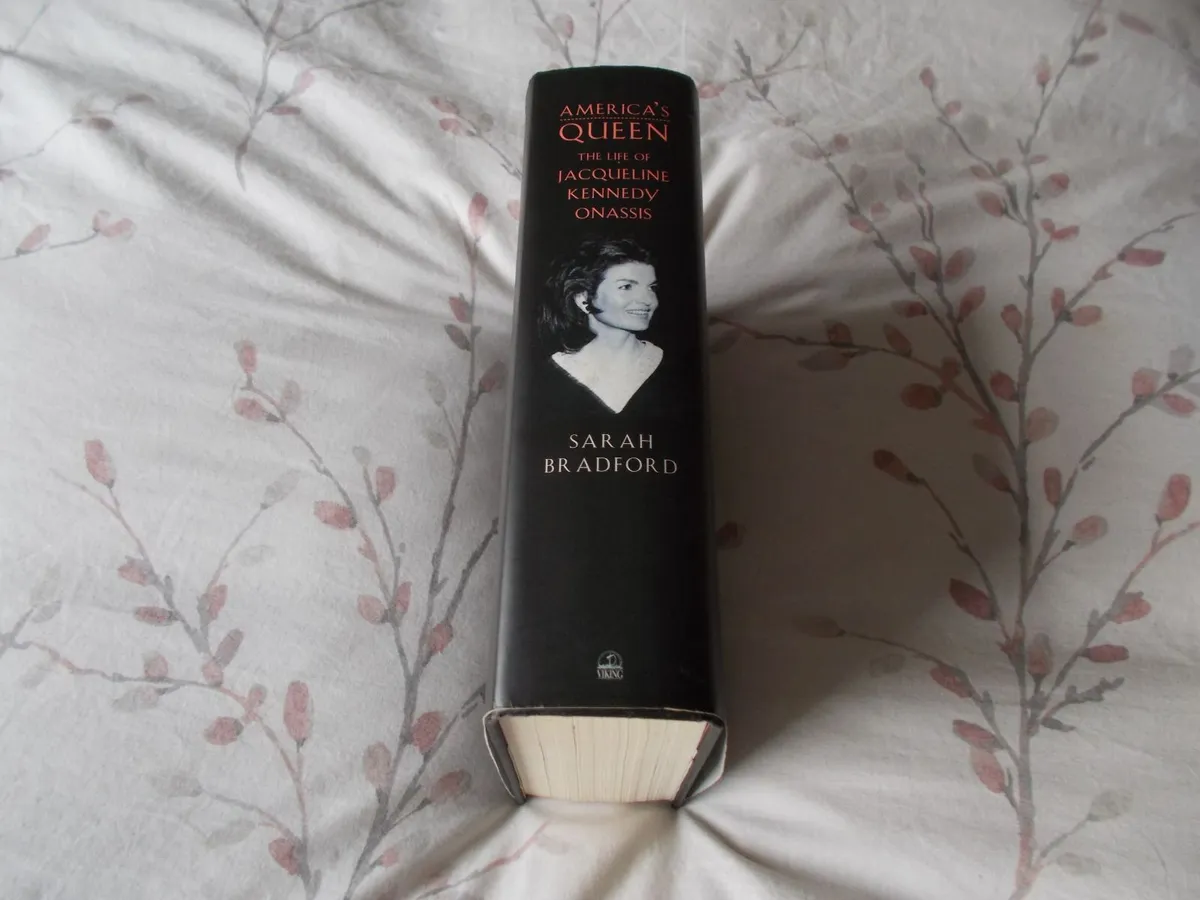 Jacqueline Kennedy Hard Back Book - Image 3