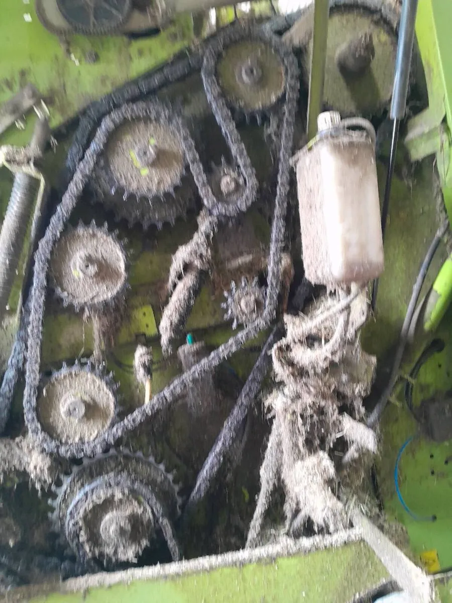 254 Claas Round Baler - Image 3