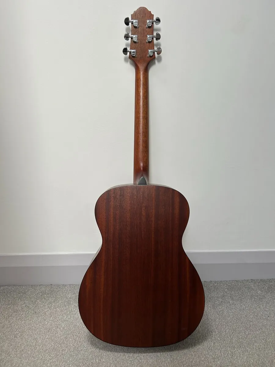 Acoustic Guitar Bundle - Left-Handed - Image 4