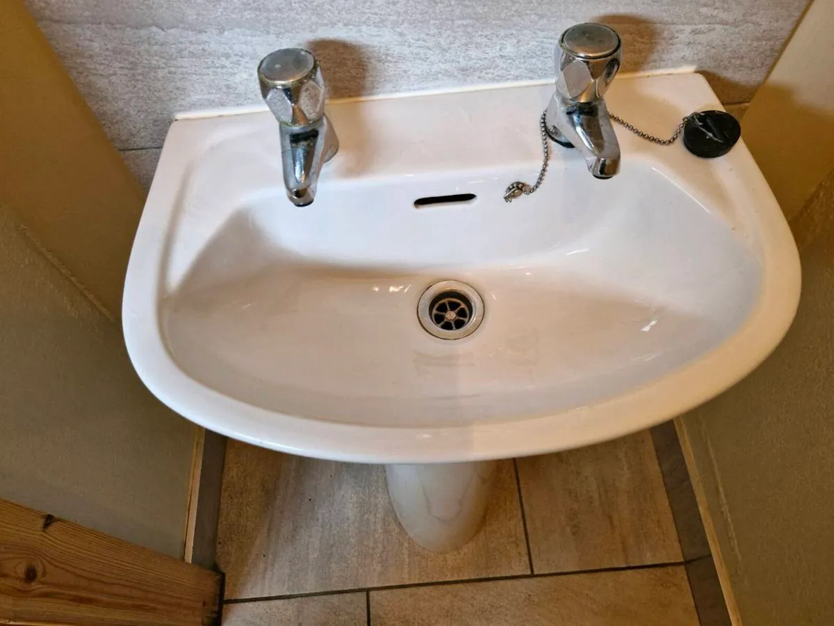Sink - Image 1