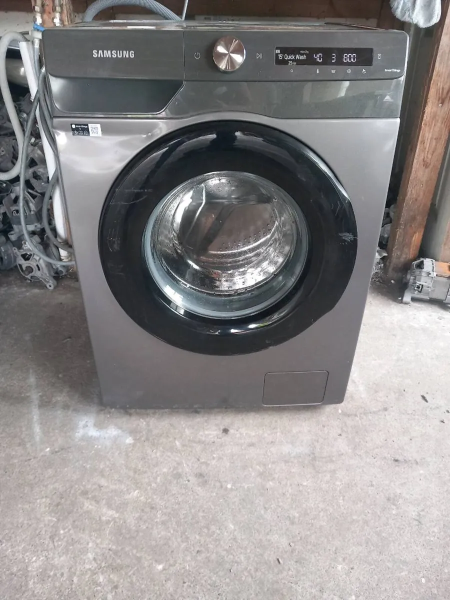 Samsung 9kg washing machine 1400 spin - Image 1