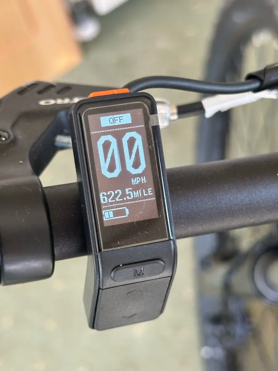 Carrera Vengeance E Mens Electric Mountain Bike - Image 2