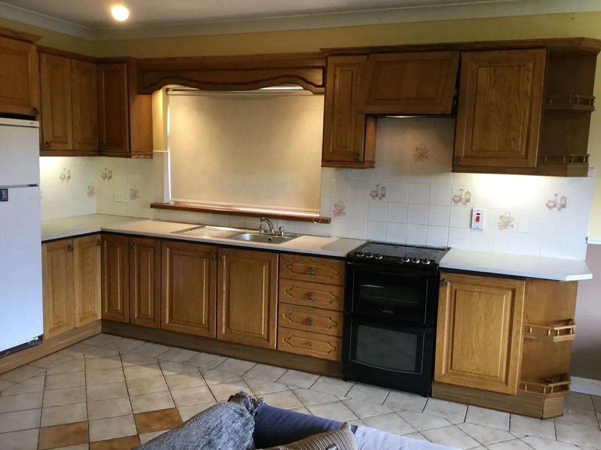 Kitchen Units - Image 2