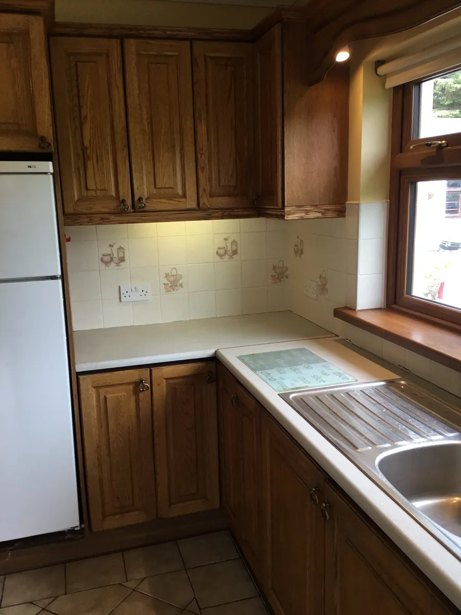 Kitchen Units - Image 4