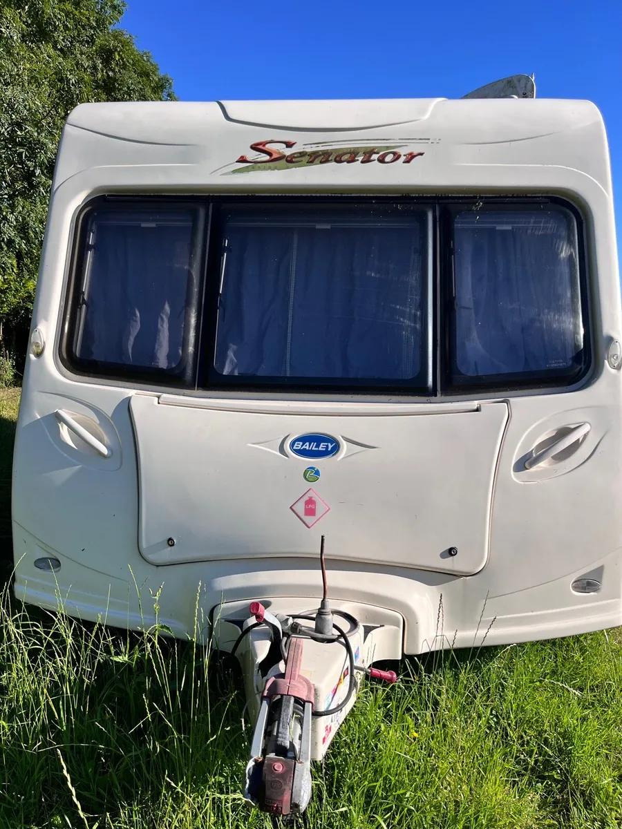 Bailey Senator 6 berth Caravan - Image 3