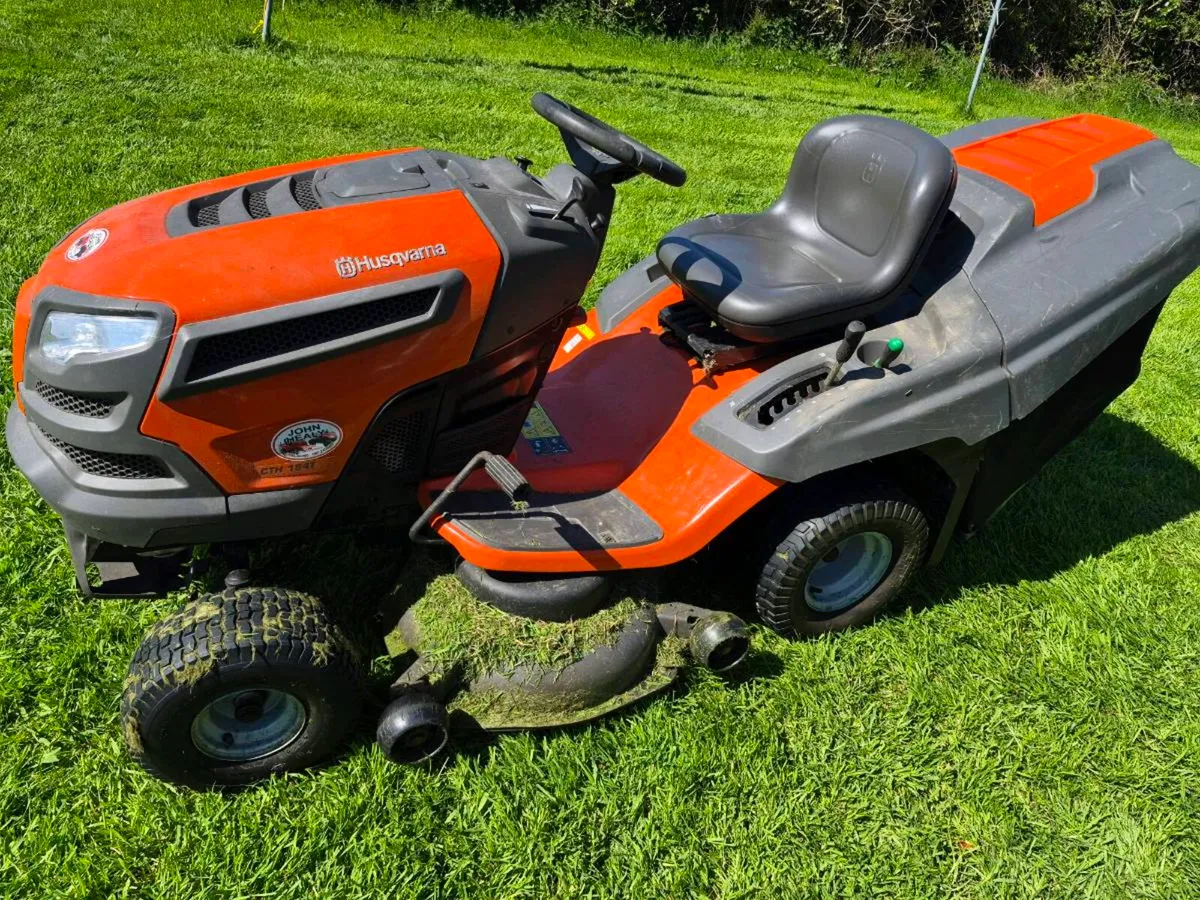 Ride on Mower - Image 4