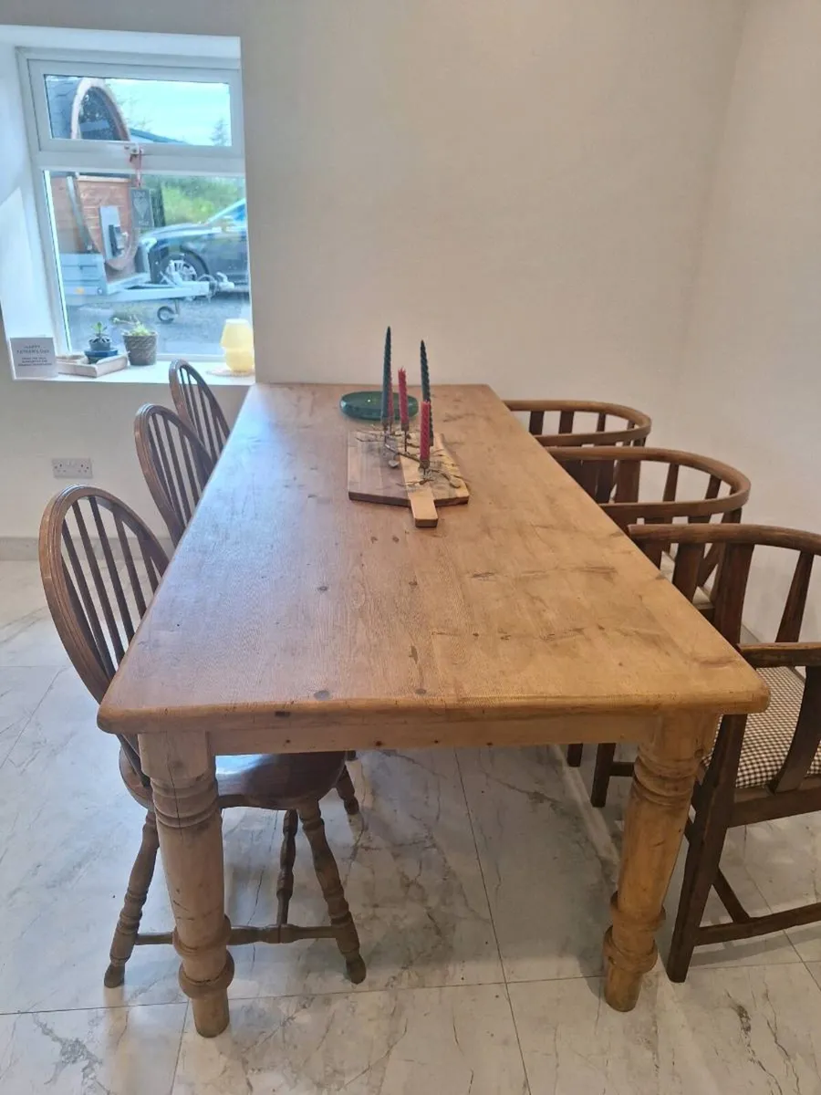 Pine table - Image 2
