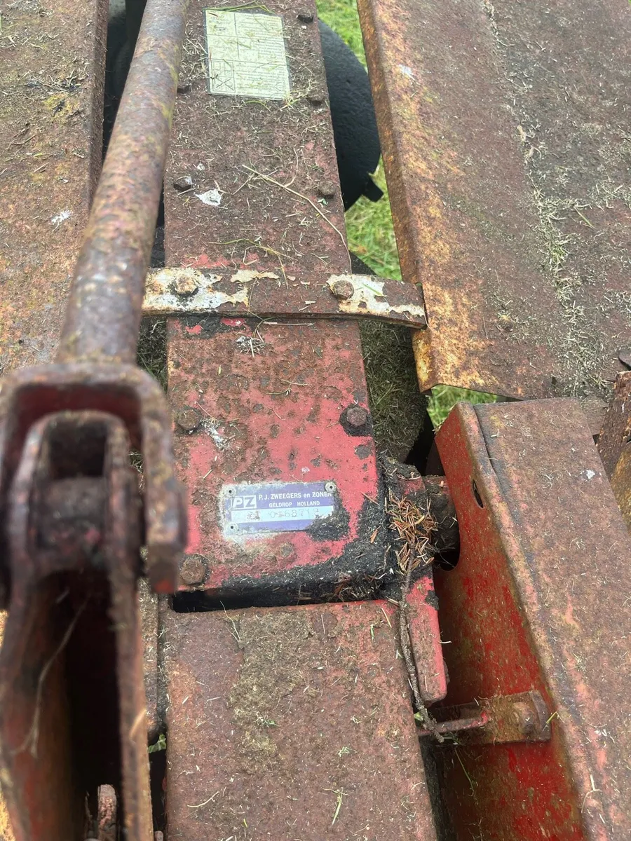 PZ165 Rotary Mower - Image 2