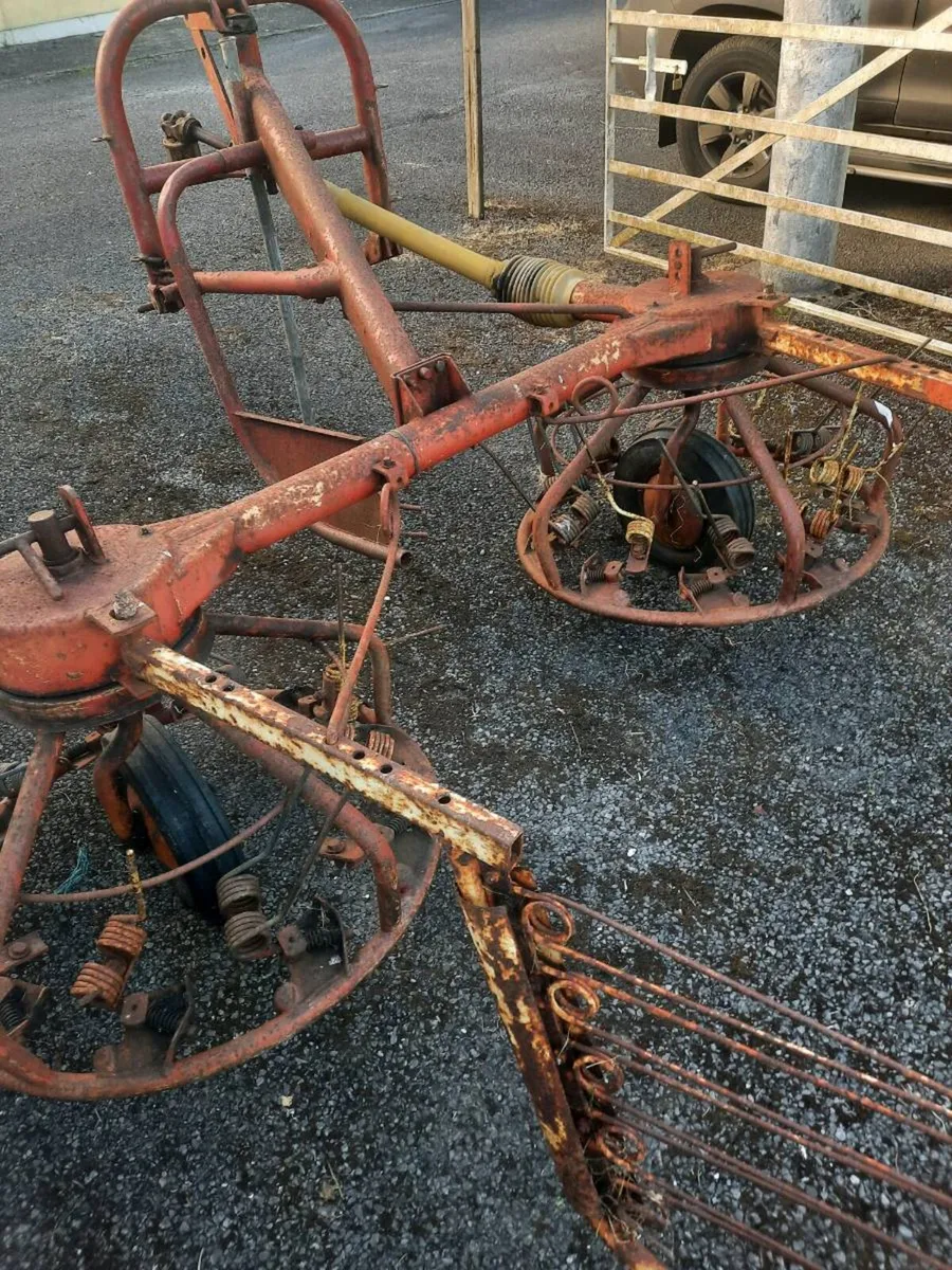 Pz haybob with drive shaft and gates  390 euro - Image 3