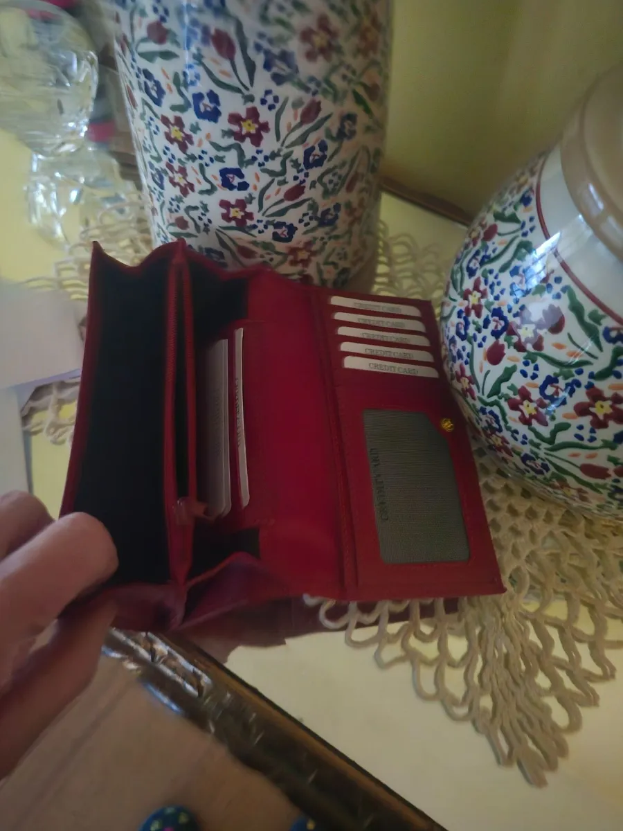Vera Pelle Red Leather Purse / Brand New - Image 3